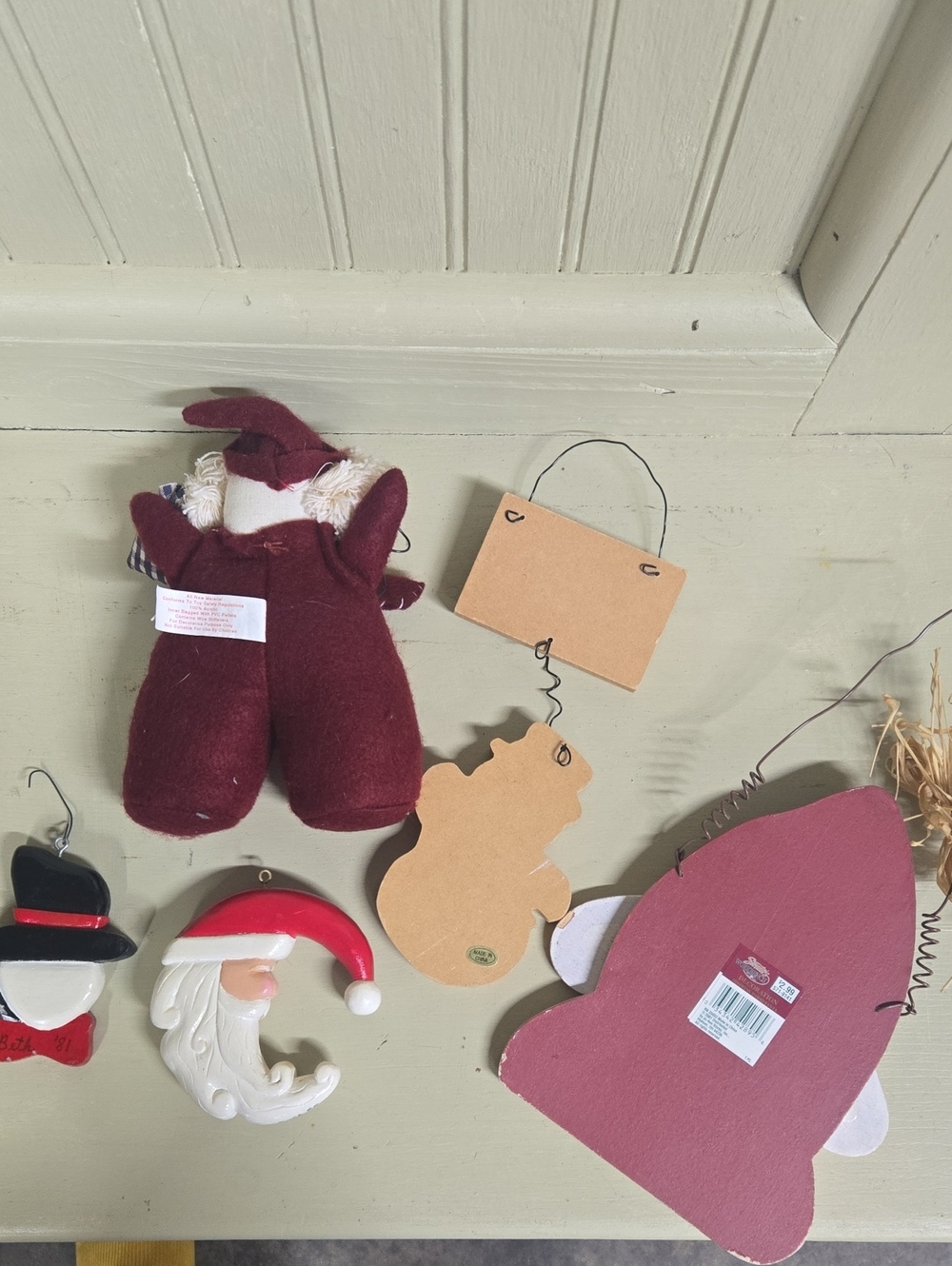 5 Piece Christmas Decor - Picture 12 of 12